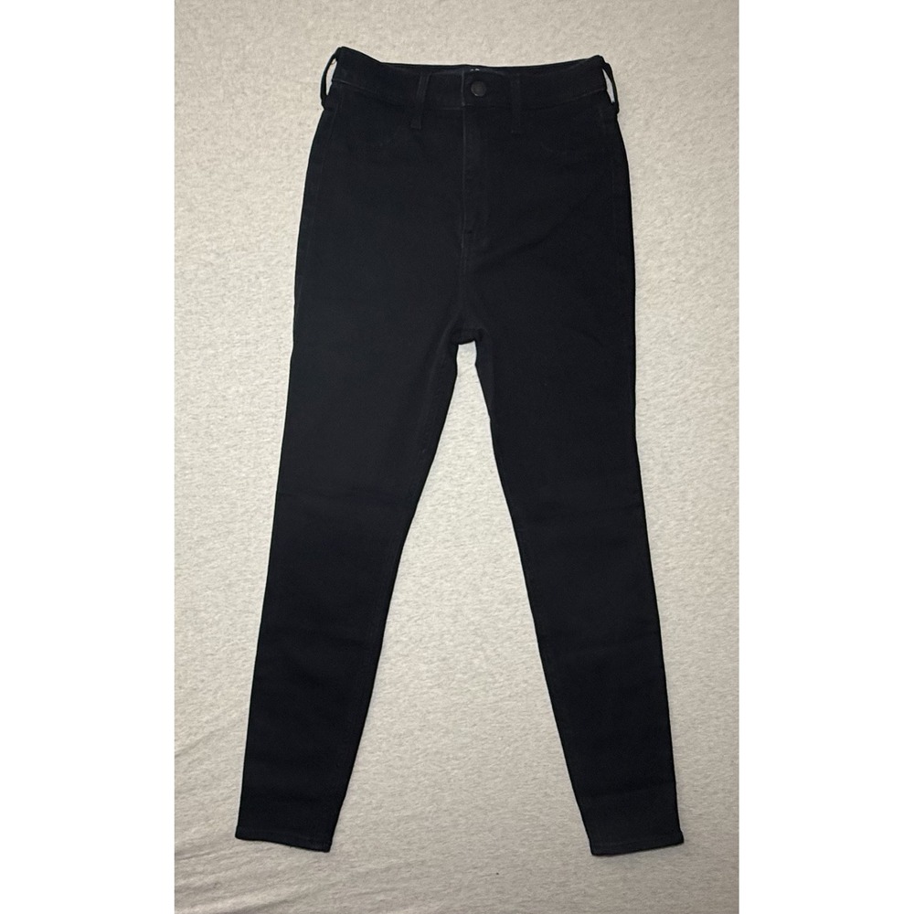 Hollister Ultra High rise jean legging. size 3s 26wx26l. black. slim fit